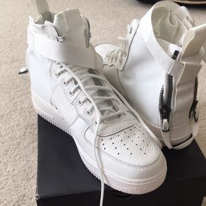 Nike Air Force 1 SF AF1 Mid, 10.5 Triple Ivory
